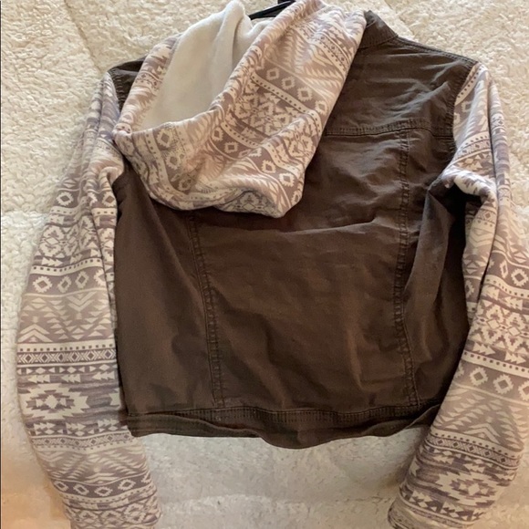 Jacket - Picture 2 of 3